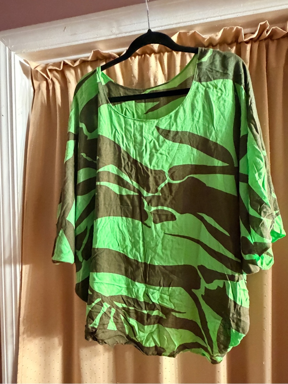 Women’s Neon Green and Olive Bamboo Caftan